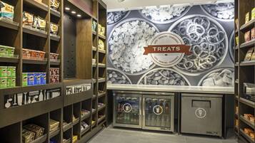 Snack bar