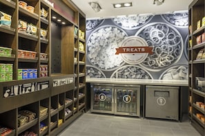 Snack bar