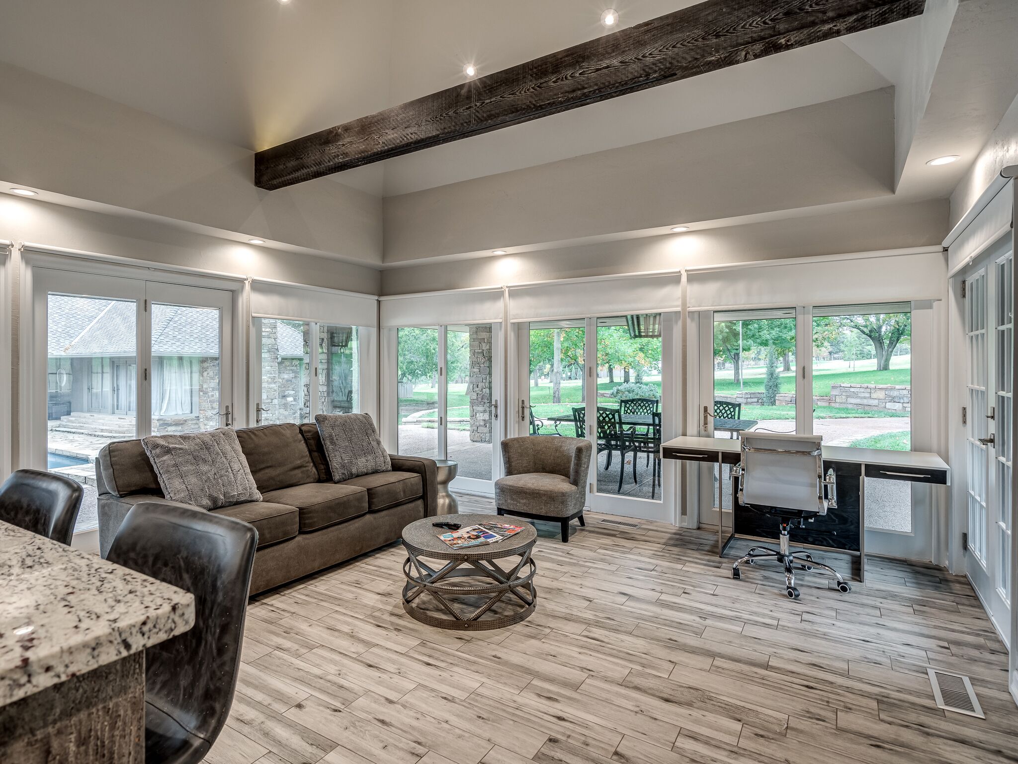 Resort living in Edmond with pool & tennis court!