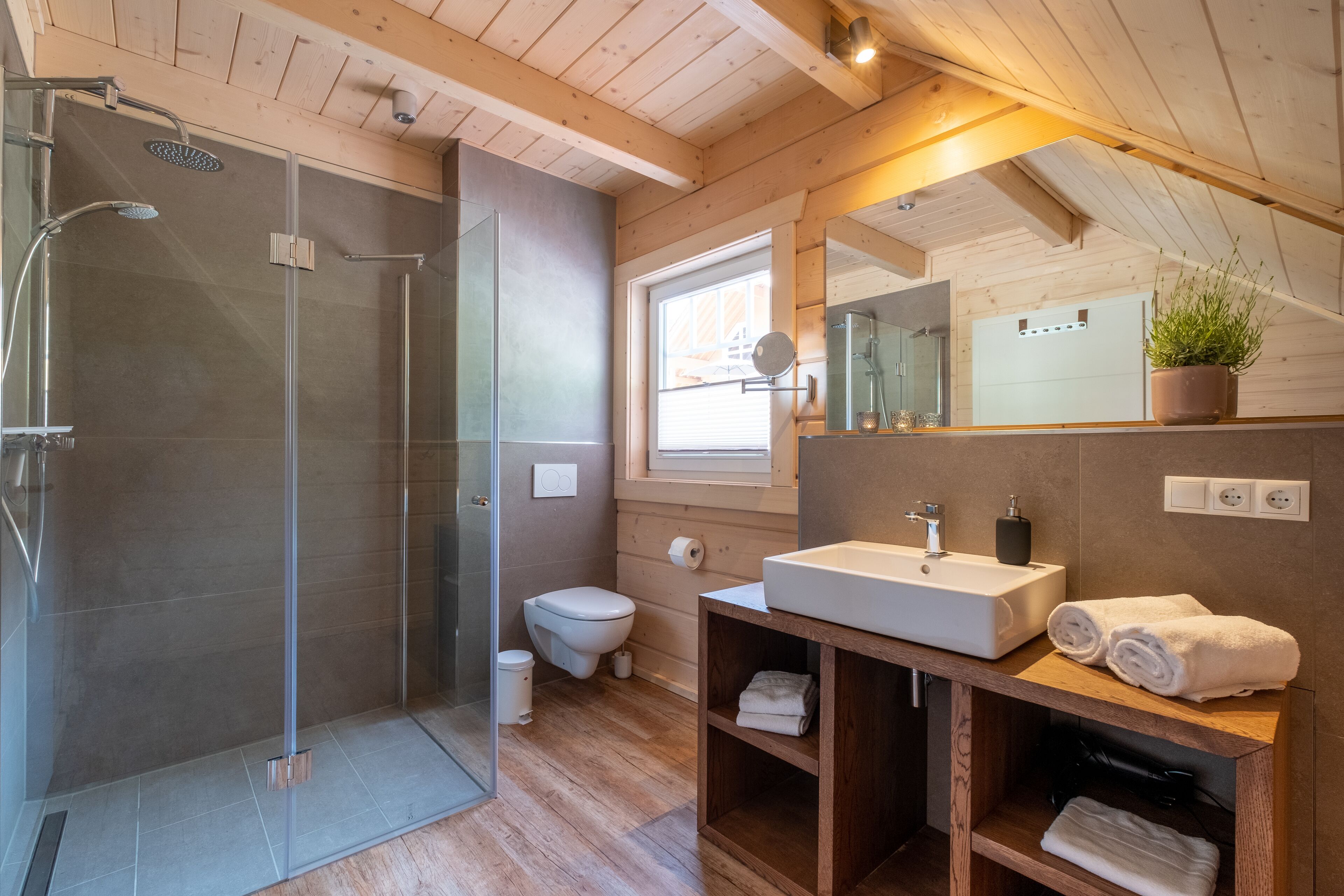 Shower, rainfall showerhead, hair dryer, heated floors