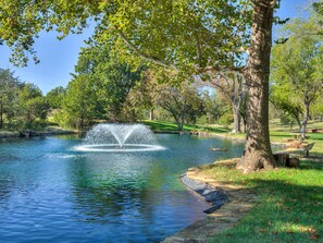 Property grounds - Private Cabin on acreage with pool & tennis court! (Edmond)