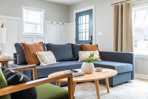 Téléviseur, Netflix, services de diffusion en continu, bureau