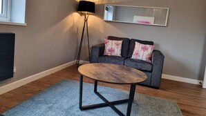 Apartment, 1 Queen-Bett und Schlafsofa | Badezimmer