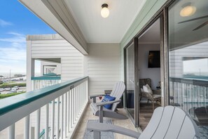 Property grounds - Beautiful Beach Views - On Seawall (Galveston)