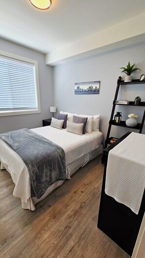 1 chambre, fer et planche à repasser, accès au Wi-Fi (inclus)
