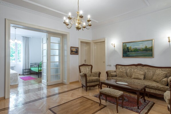 Smart TV - Apartments Resavska (Београд)