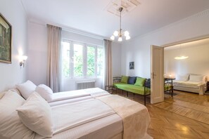 2 bedrooms, desk, iron/ironing board, free WiFi