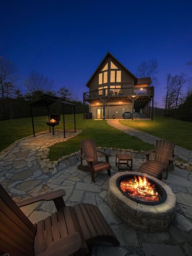 Adventure & Relaxation:Rafting, Hiking & S’mores!