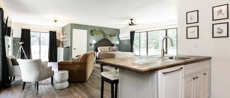 Wi-Fi gratuit, draps fournis