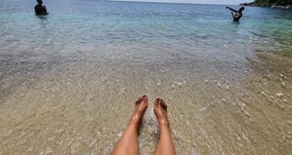 Spacious hideaway with ocean views and fine eatery