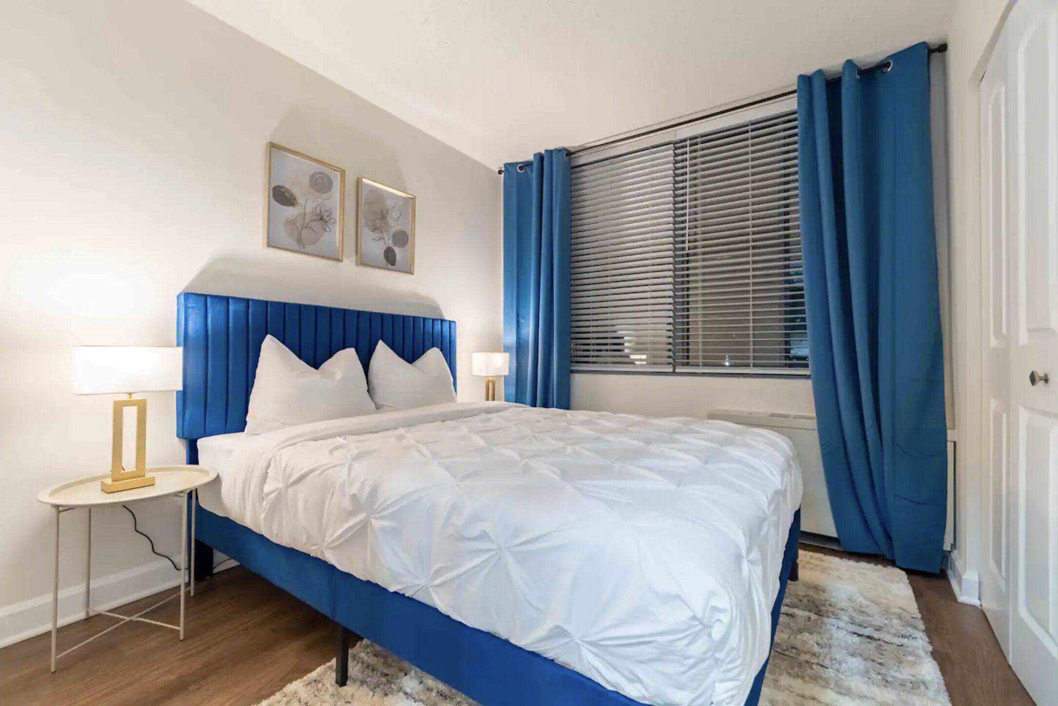 2 bedrooms, in-room safe, desk, iron/ironing board