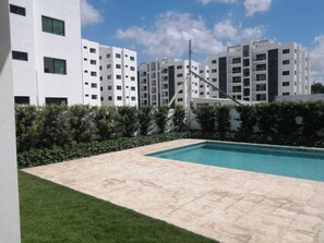 Piscina coperta, piscina all'aperto