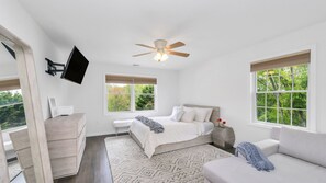 5 bedrooms, iron/ironing board, WiFi, bed sheets - Classic-style Hamptons home, heated freshwater pool, fire pit, extensive... (Westhampton)