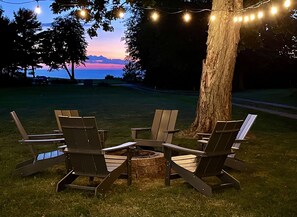 Property grounds - LAKE MICHIGAN VIEWS | 5 Lake MI beaches within 5 miles | Mins. to St. Joseph (Benton Harbor)