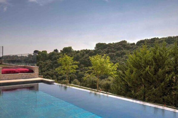 Indoor pool, outdoor pool