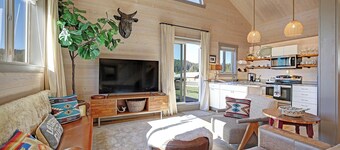 Stay at the Ranch! Bunkhouse is in the heart of Camano Island. 