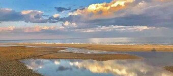 Ventnor large home in a quiet area by Margate border and close to AC Casinos. 