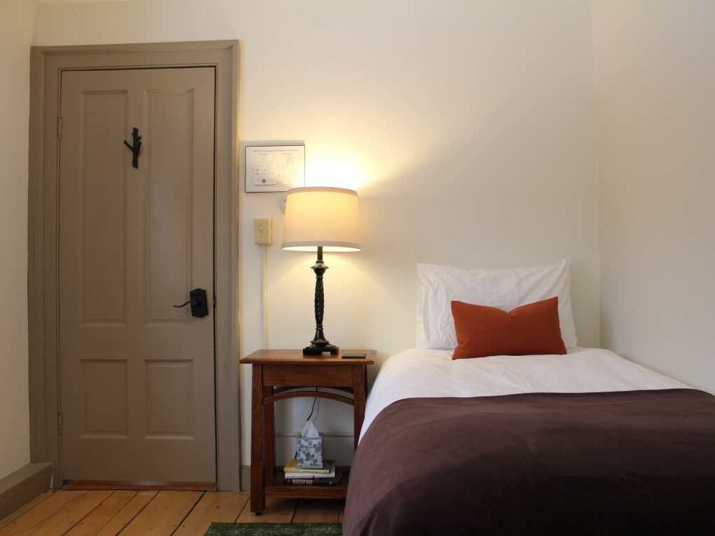 Forest Suite - 2 OR 3 Rooms + Bath