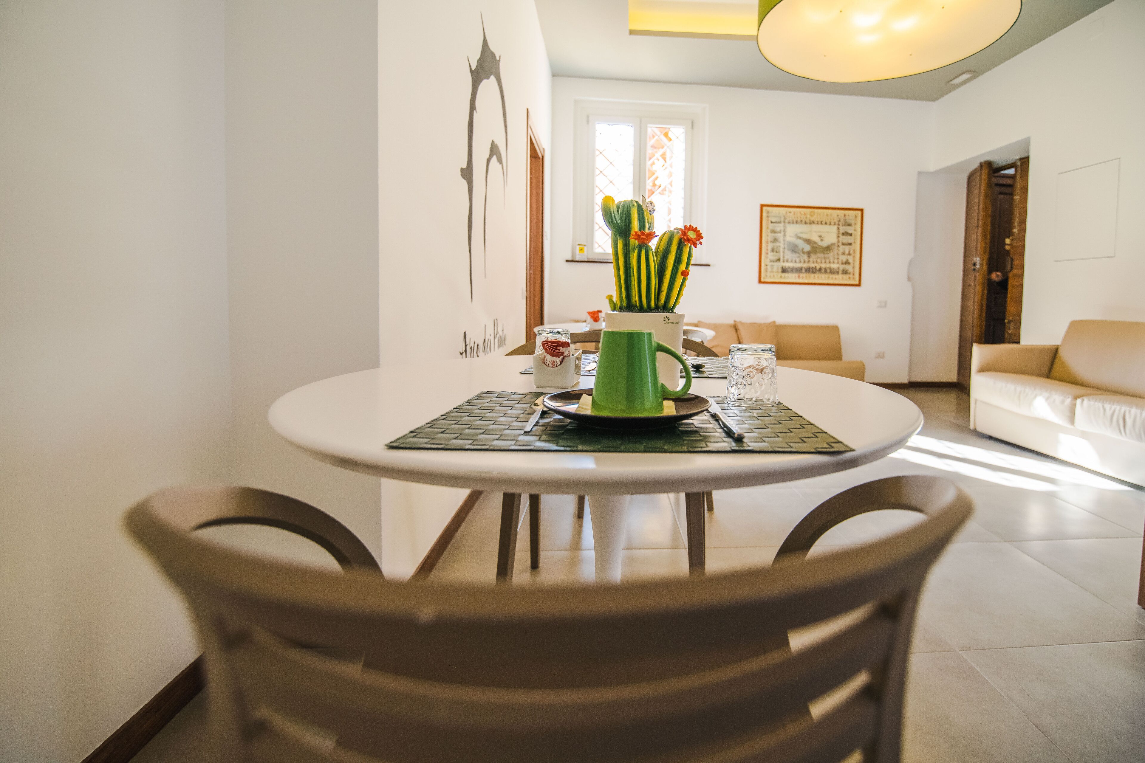 Photo - Arco Dei Pinto