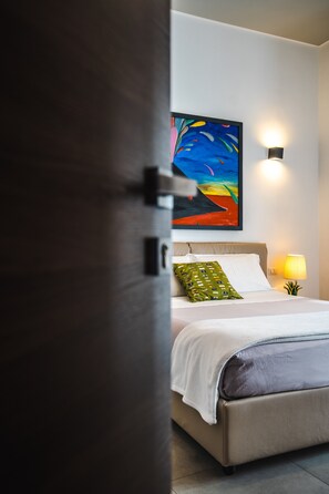 Desk, laptop workspace, blackout curtains, free WiFi - B&B Arco dei Pinto (Salerno)