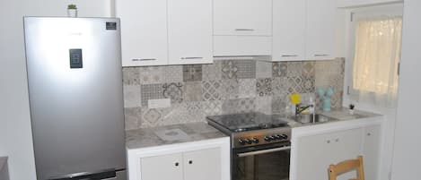 Căn hộ | Bếp riêng | Tủ lạnh, lò nướng, bếp nấu, lò nướng bánh mì