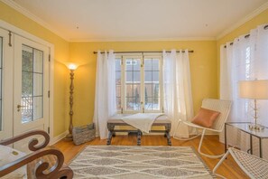 Interior - Traveler Oasis Downtown Area Spacious Home, PAC (Appleton)