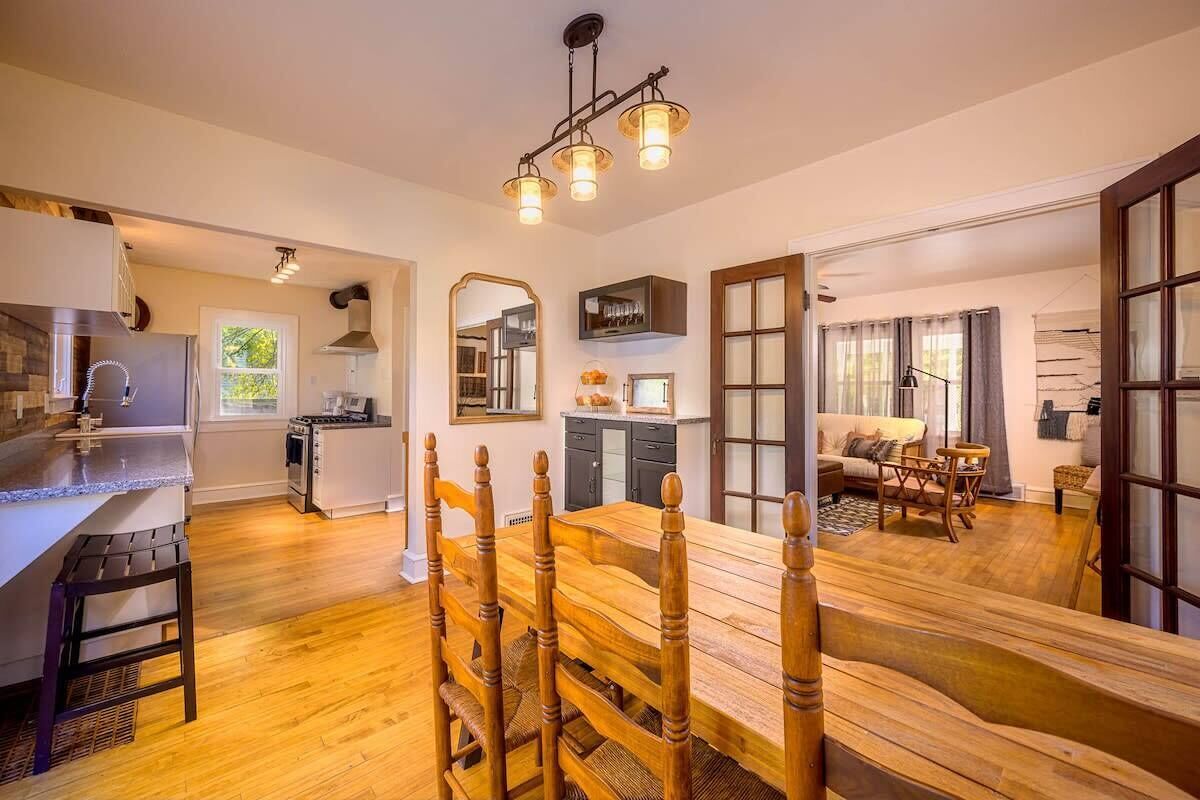 Downtown Luxury at Lawrence