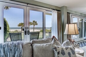 Smart TV, DVD player, books