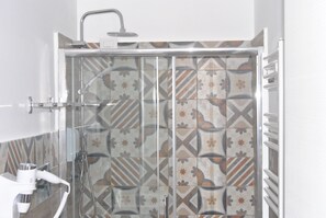 Apartment | Bathroom - Agrigento Centre - 1-bed Apartment - Sleeps 4 (Agrigento)