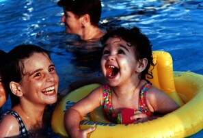 Seasonal outdoor pool - Neve Shalom (Mateh Yehuda)