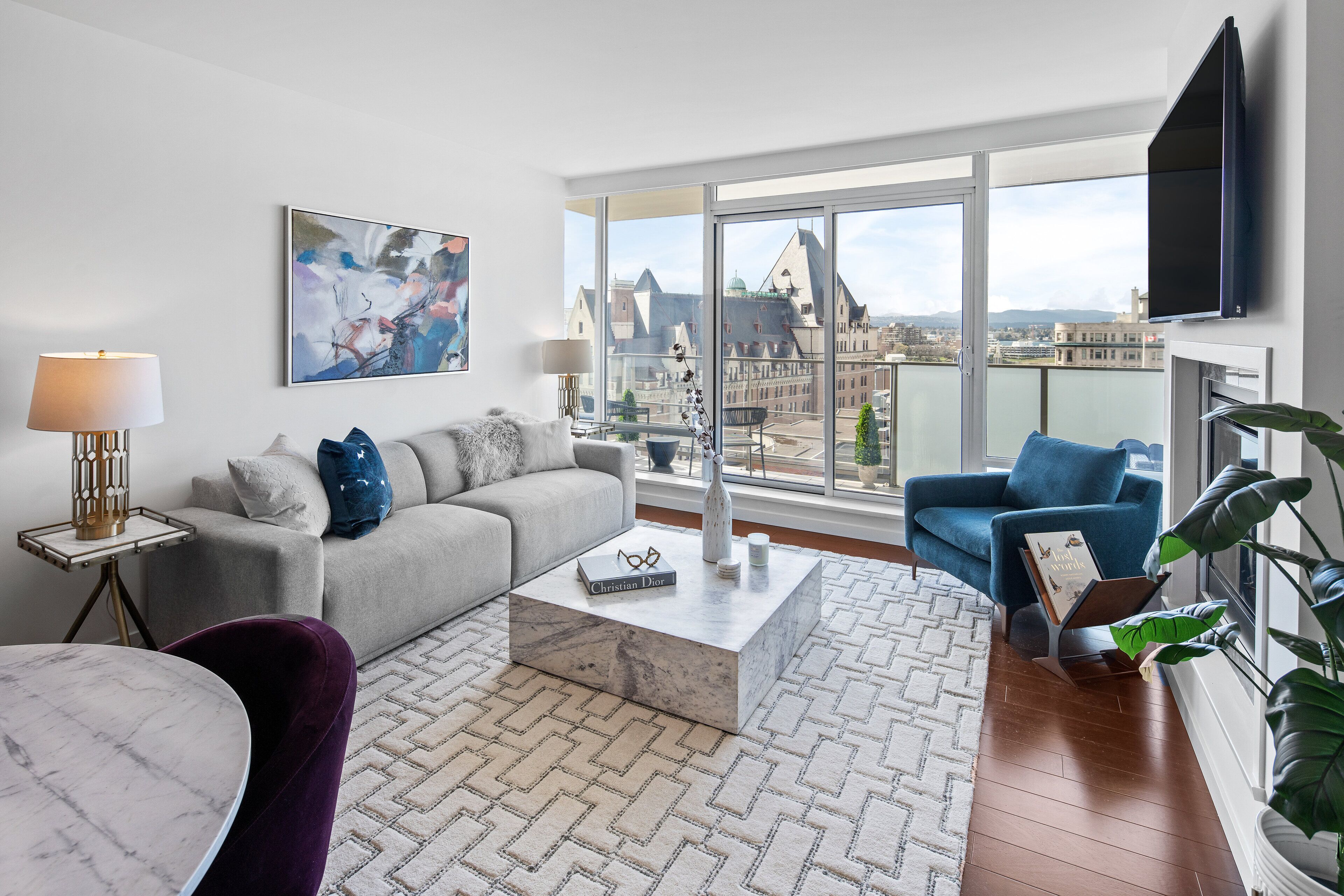 Magnificent King Suite w/ Harbour Views & Pool