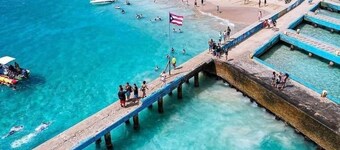 "Tranquil Oasis: Spacious 4-Bed/3-Bath Beach House Just 3 Minutes from Paradise!