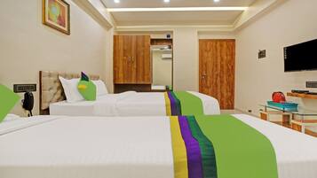 Standard Room | Desk, iron/ironing board