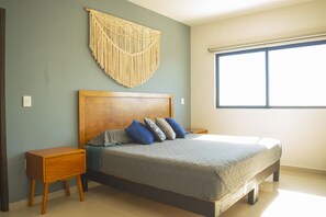 2 bedrooms, desk, iron/ironing board, free WiFi