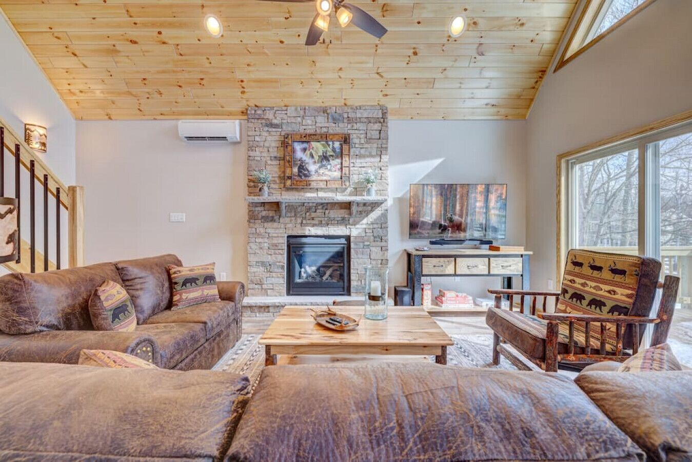 13beds~New Build~HotTub~Gamerooms~LuxuryFurniture!