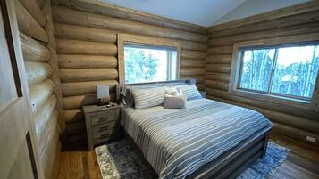 5 bedrooms, iron/ironing board, travel cot, free WiFi