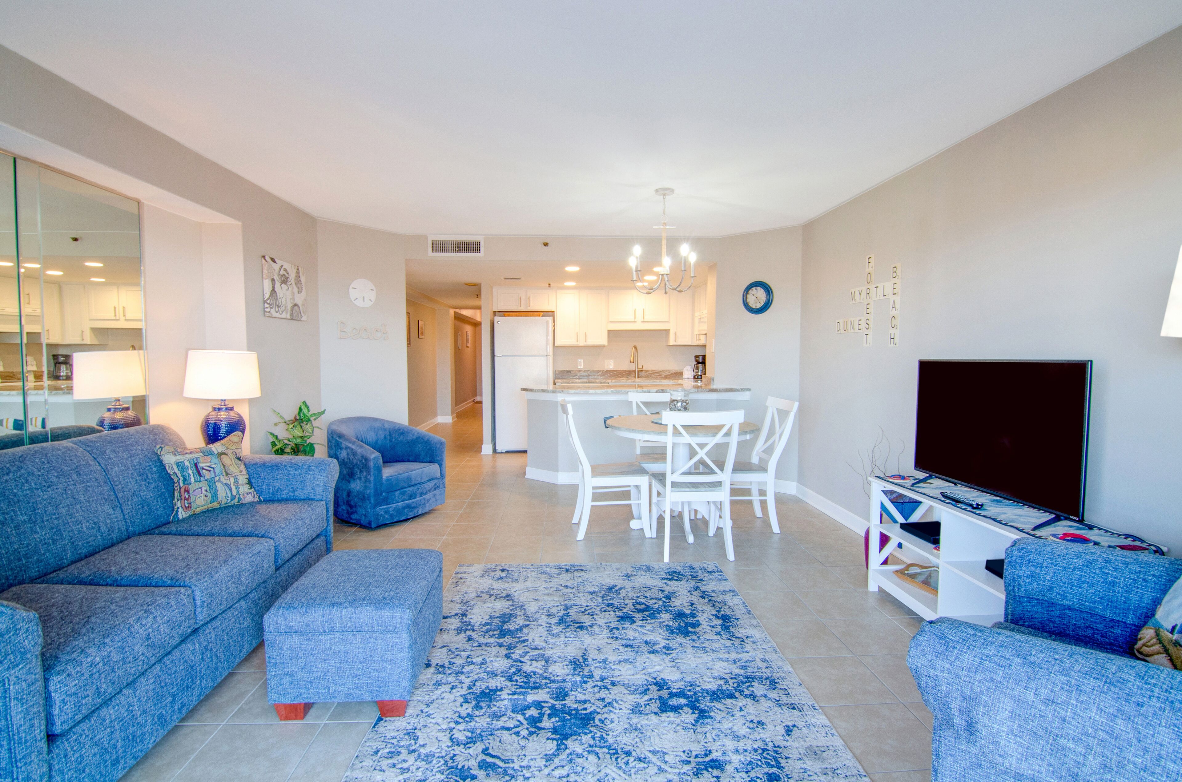 Gorgeous Ocean View King Suite w/ Balcony