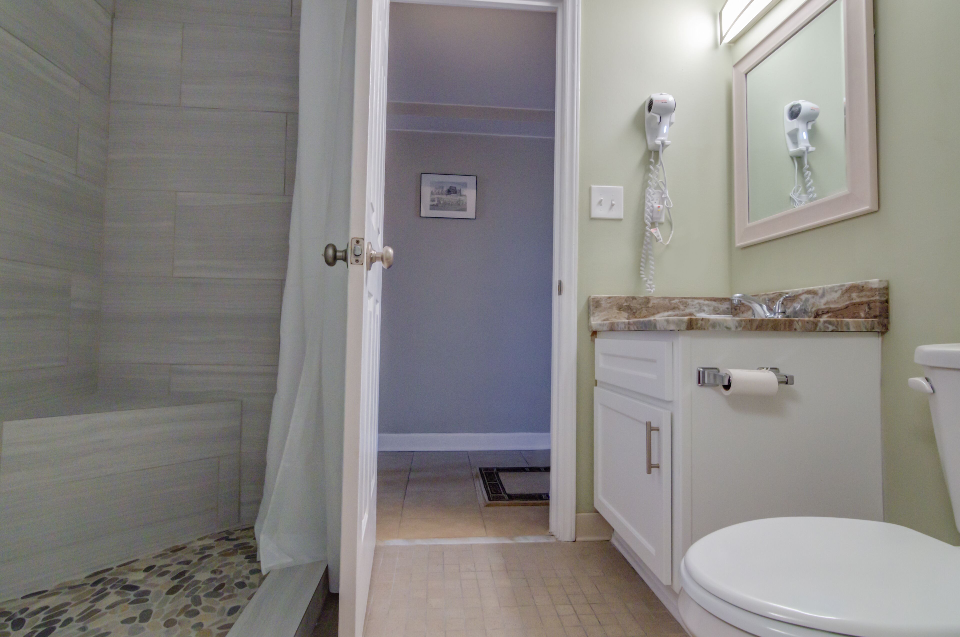 Gorgeous Ocean View King Suite w/ Balcony