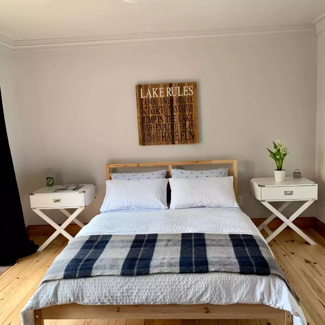  Hot tub. Sauna. Sandy beach. Heritage trail.