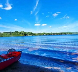 Beach nearby, sun-loungers