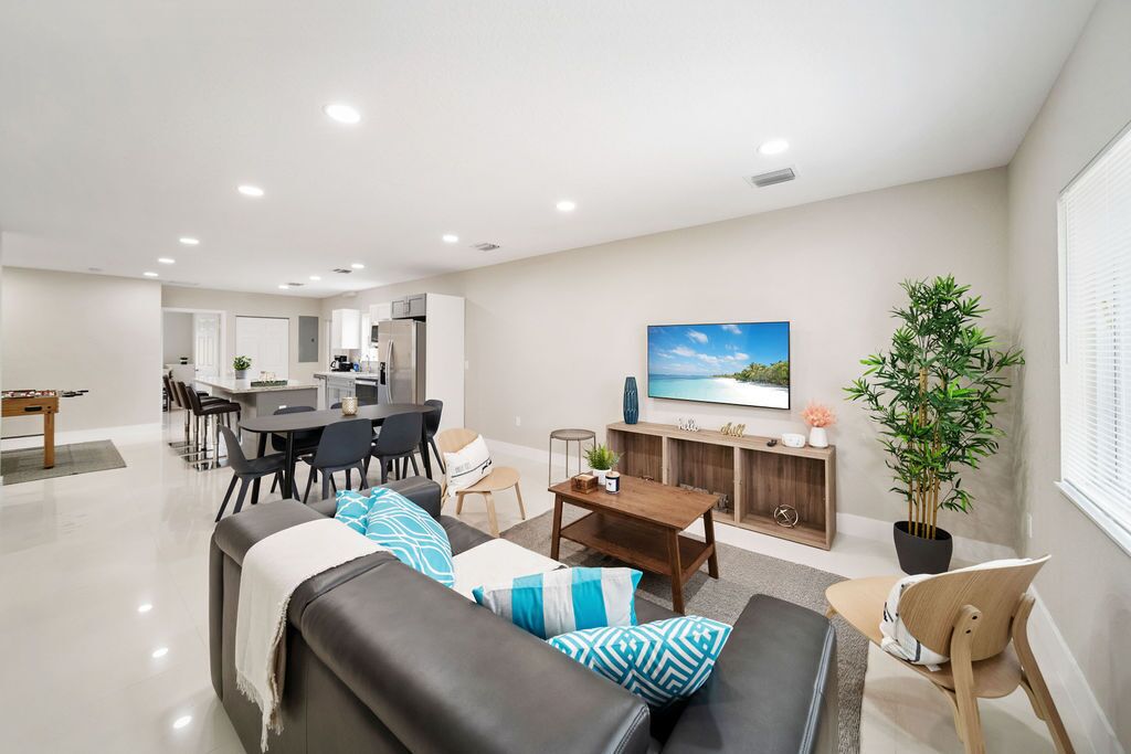 Miami Wynwood Luxury House 4 Bedrooms-3 Bathrooms