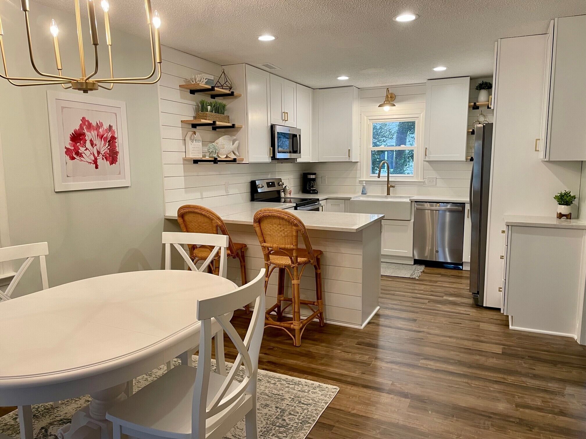 Fully remodeled 3 Bd & 3 bath with game room on ocean side!