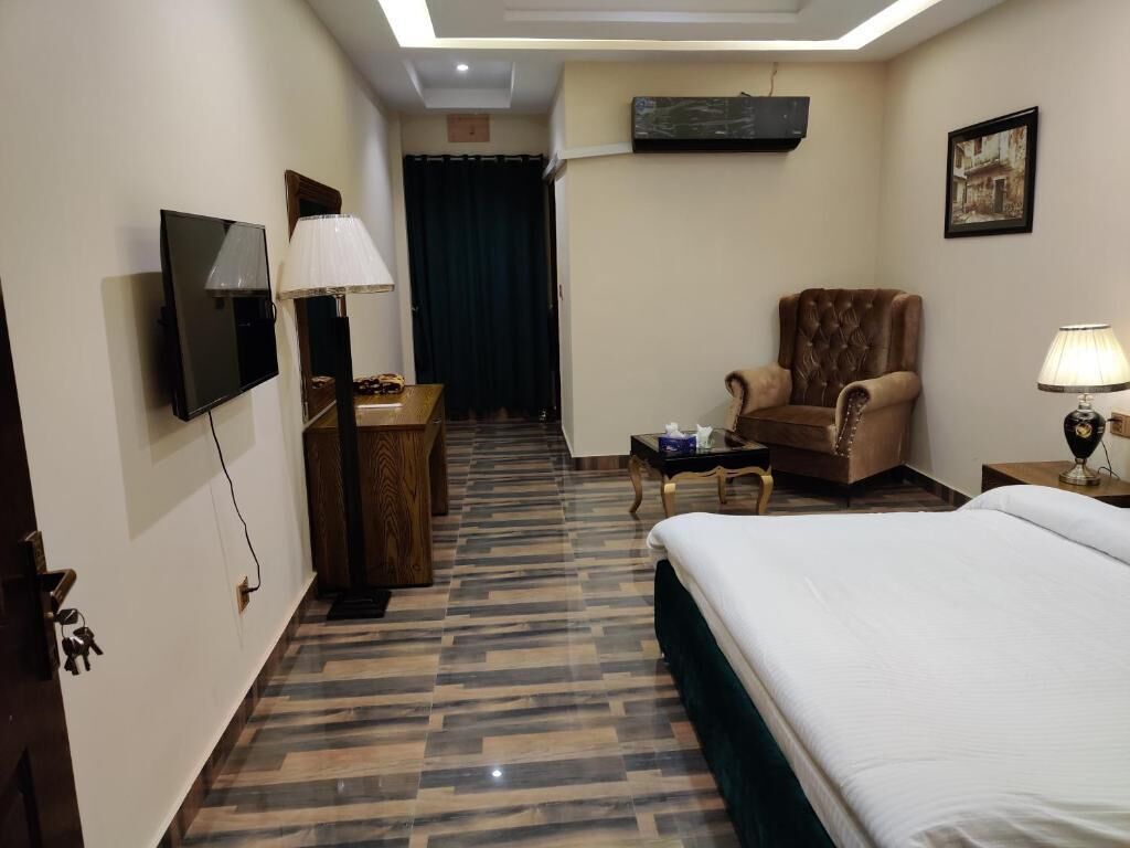 executive room | free wifi, bed sheets