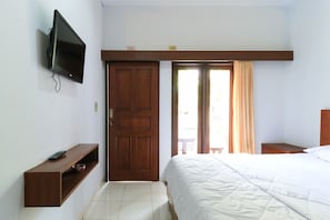 Room - Puri Jayaraja by Zuzu (Kuta)