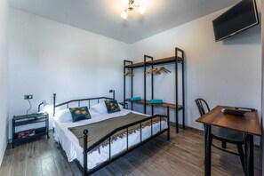 3 camere, ferro/asse da stiro, culla da viaggio, Wi-Fi gratuito