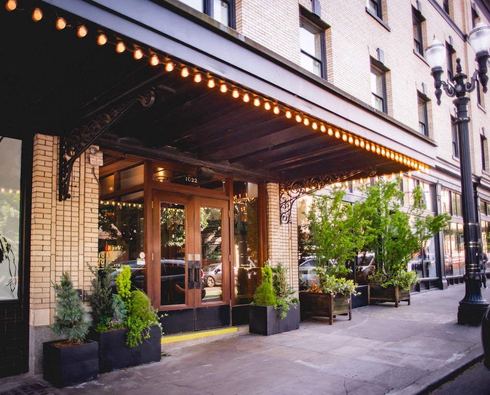 The Clyde Hotel Portland by Kasa by null