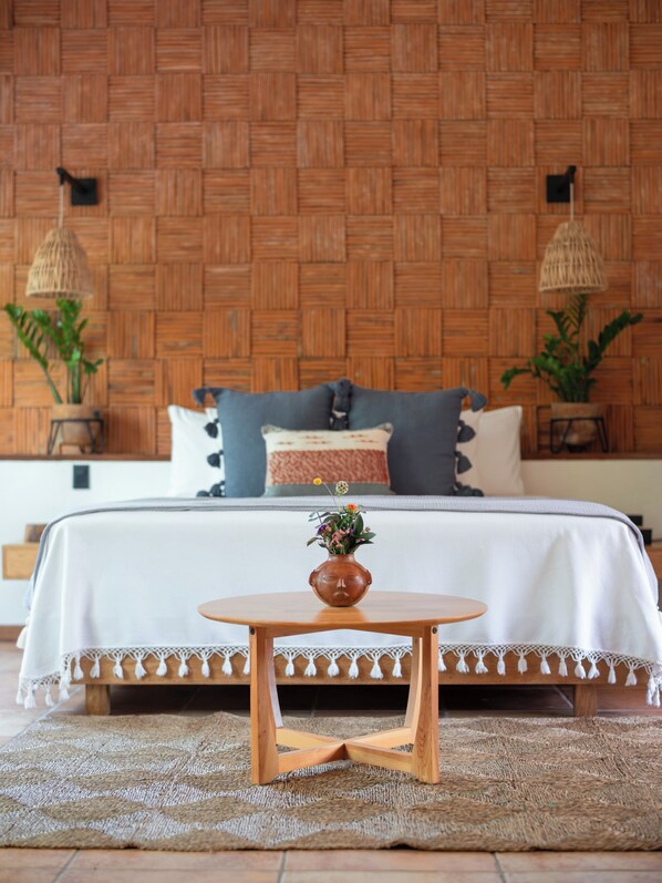 COYOTE | Hypo-allergenic bedding, down duvets, in-room safe, desk - La Paranera Hotel & Relax (Comala)