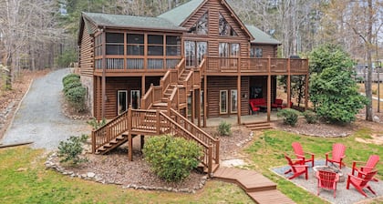 Lake Gaston Waterfront Log Cabin