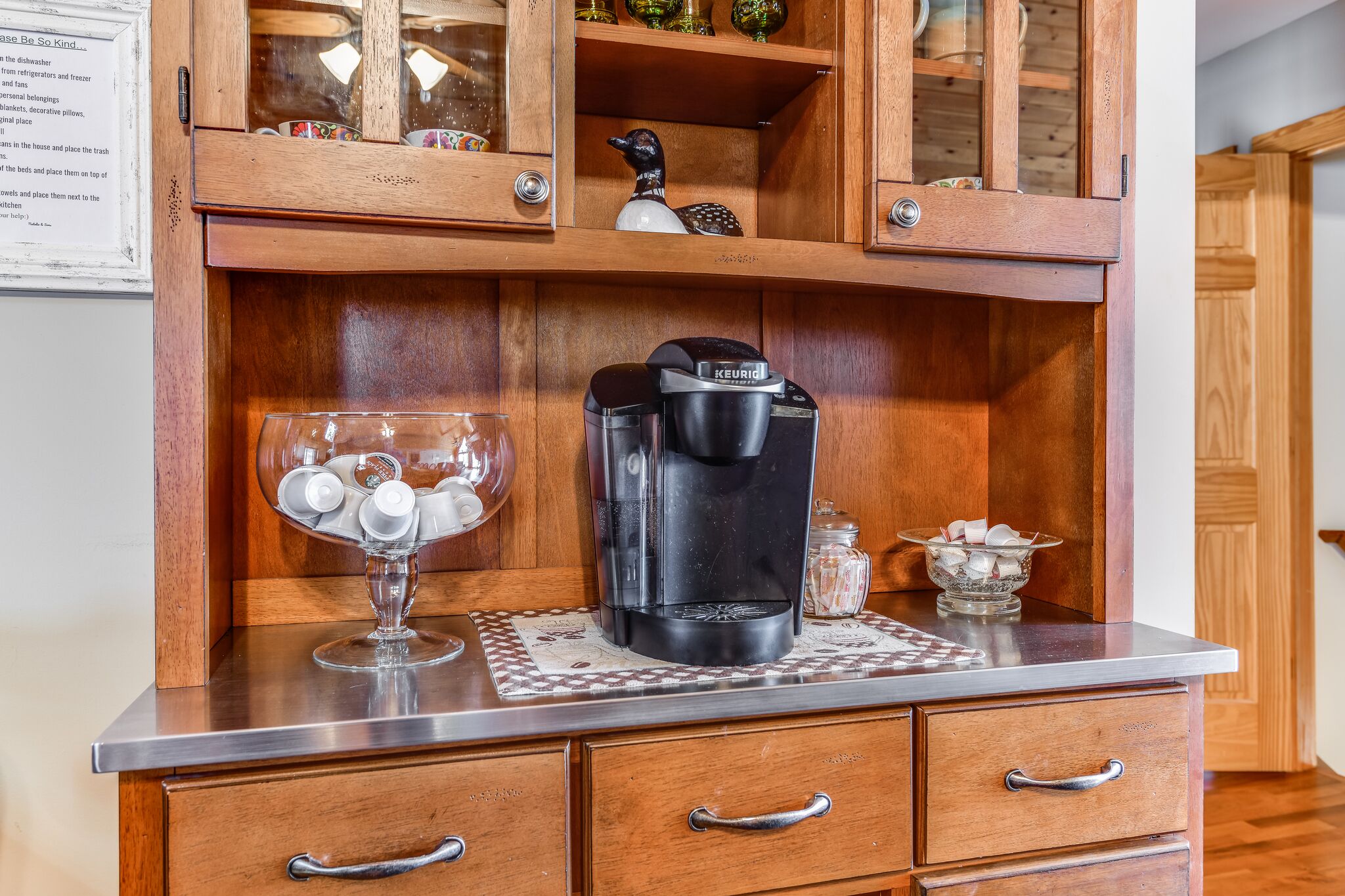 Lake Gaston Waterfront  Log Cabin