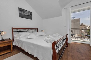 3 habitaciones, tabla de planchar con plancha y wifi gratis